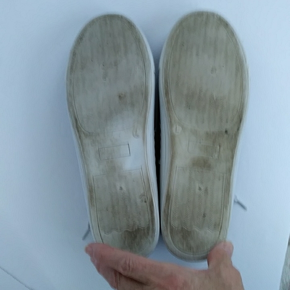 Revo Metallic Sparkly Faux Fur Active Sneakers 9/10 L Silver Black - Picture 12 of 16